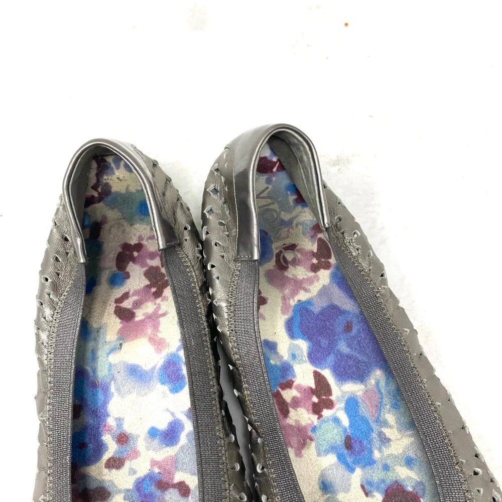 Vionic Flats - Picture 7 of 7